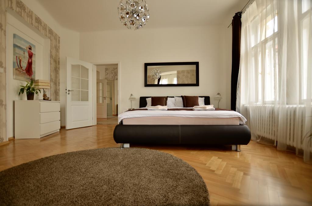 Beautiful Apartments In Прага Экстерьер фото
